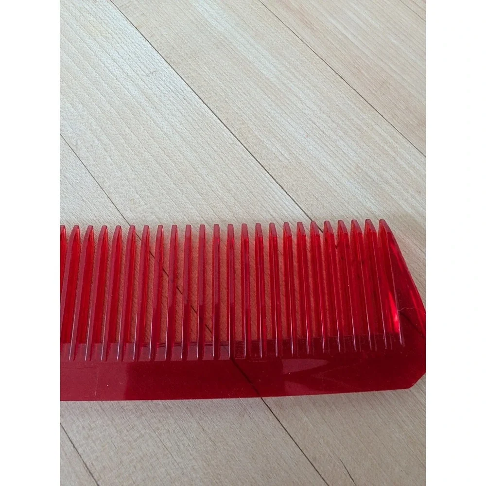 N/A vintage plastic